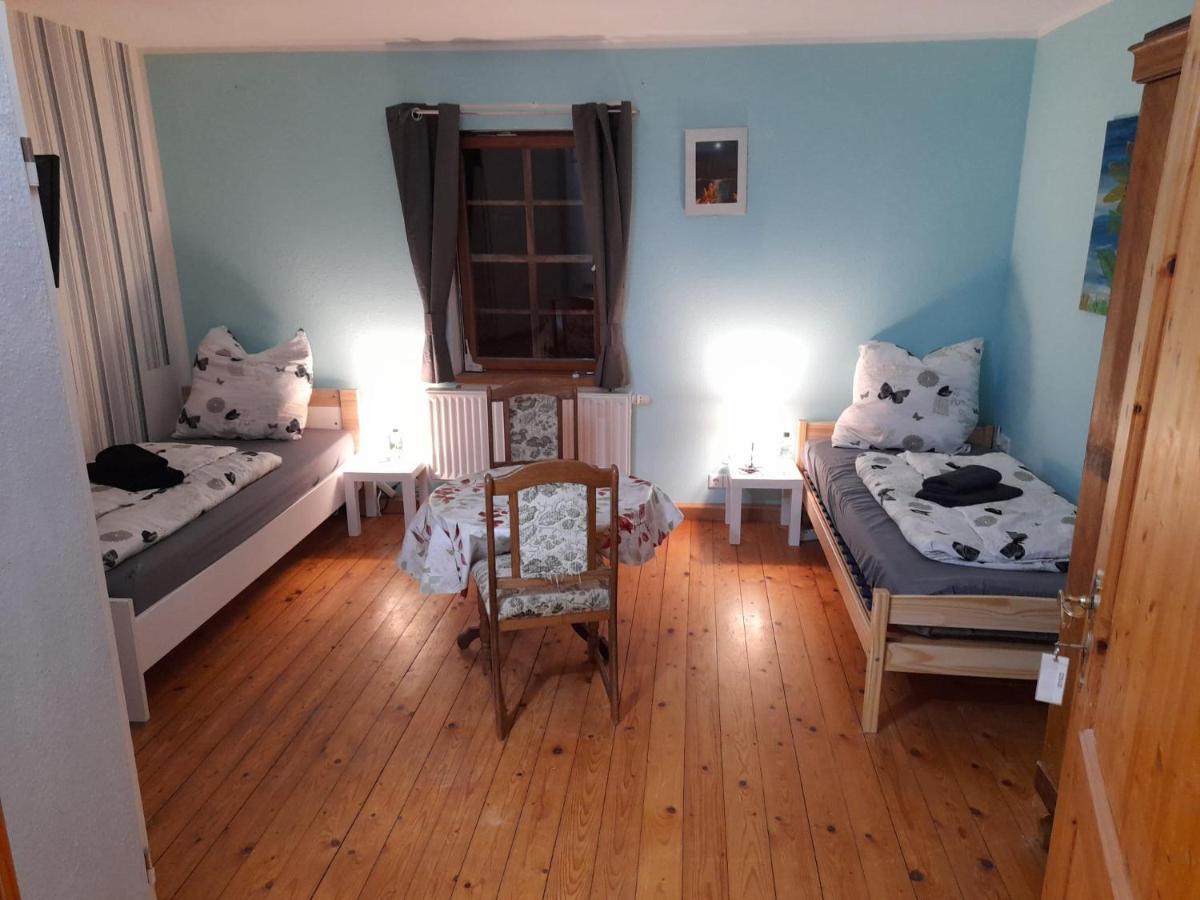 Pension Schwalbenhof Gestut Bartos Lommatzsch ภายนอก รูปภาพ